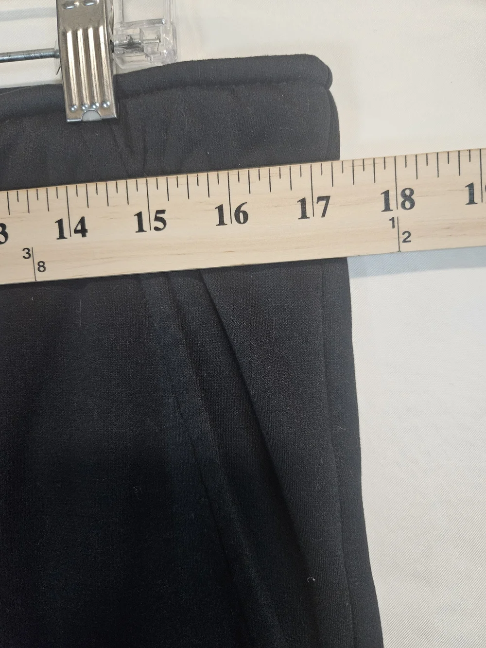 Nike Men’s Black Jogger Sweatpants with Silver Swoosh